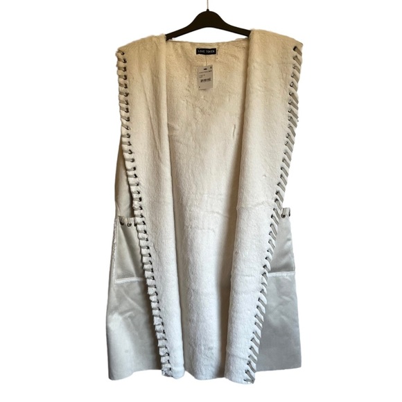 NEW Nordstrom Rack Love Token Whipstitch Trim Faux Suede Faux Fur Vest - Picture 7 of 15